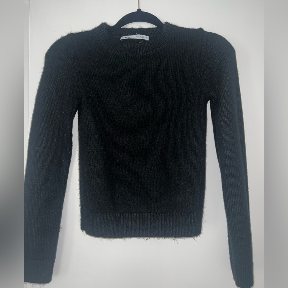 Zara Cropped Black Sweater